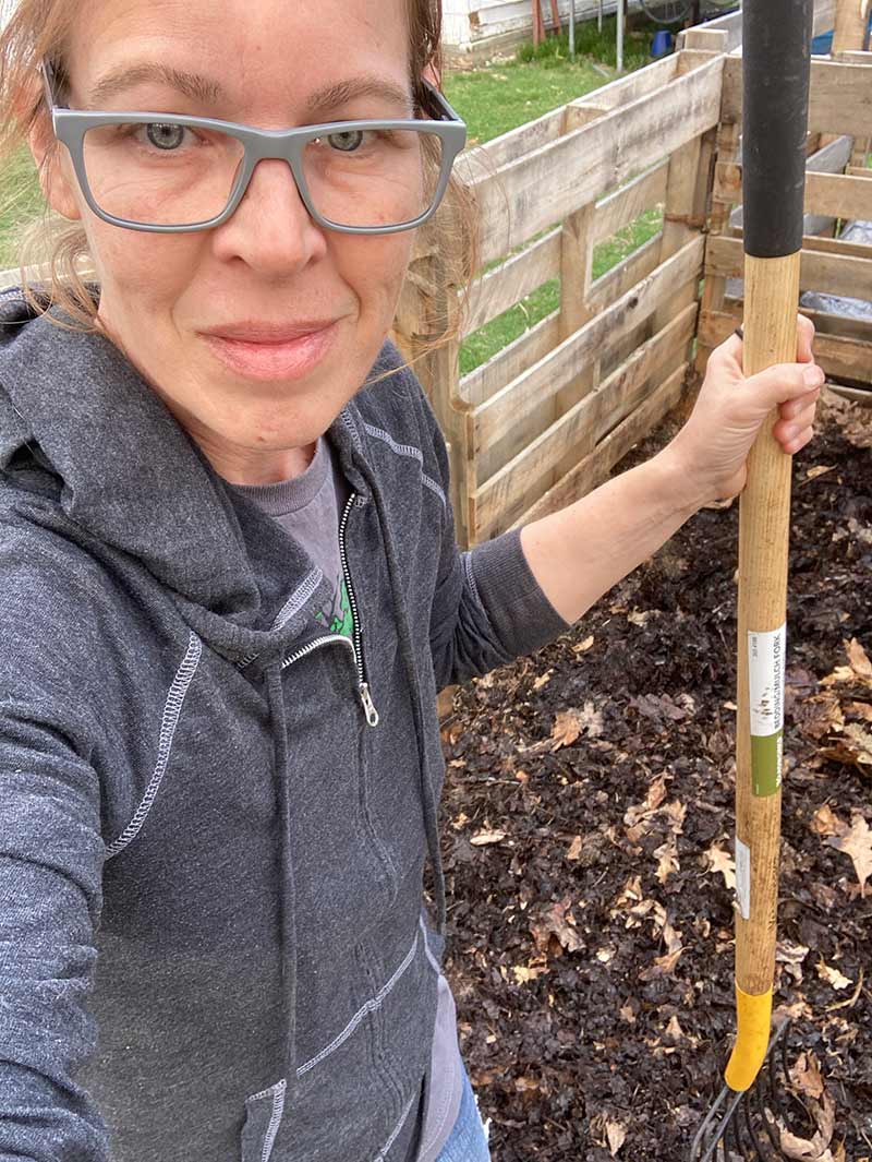 suzan-working-in-a-compost